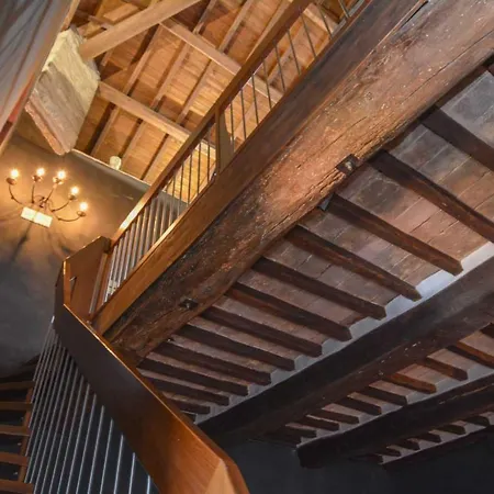 Guest house Torre Caetani- Night In A Medieval Tower *