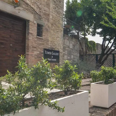 Torre Caetani- Night In A Medieval Tower 4*