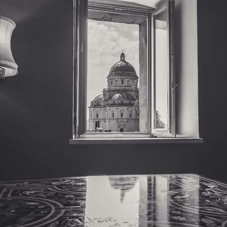 Torre Caetani- Night In A Medieval Tower Gasthuis