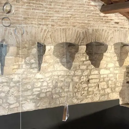 Maison d'hôtes Torre Caetani- Night In A Medieval Tower 4*