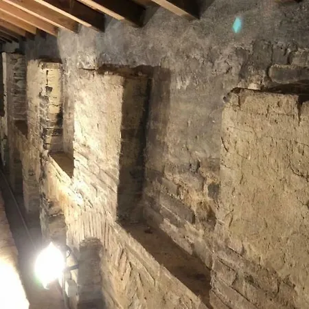 Torre Caetani- Night In A Medieval Tower Gasthuis