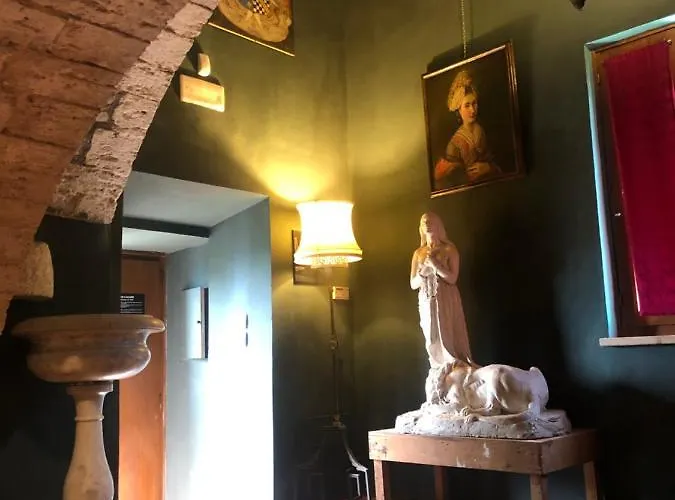 Torre Caetani- Night In A Medieval Tower Todi