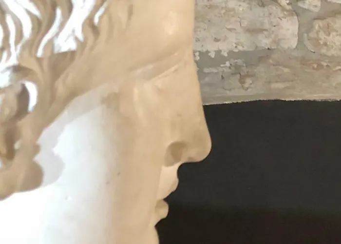 Gasthof Torre Caetani- Night In A Medieval Tower Todi