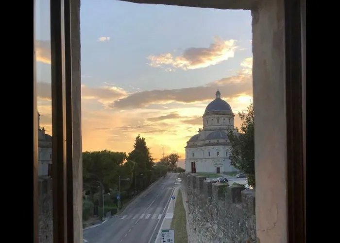 Torre Caetani- Night In A Medieval Tower Gasthof Todi