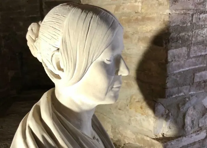 Torre Caetani- Night In A Medieval Tower Pensjonat 4*